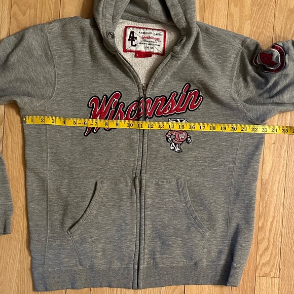 Wisconsin Badgers Full Zip Hoodie Sweatshirt, Gray, Size L - Picture 5 of 8